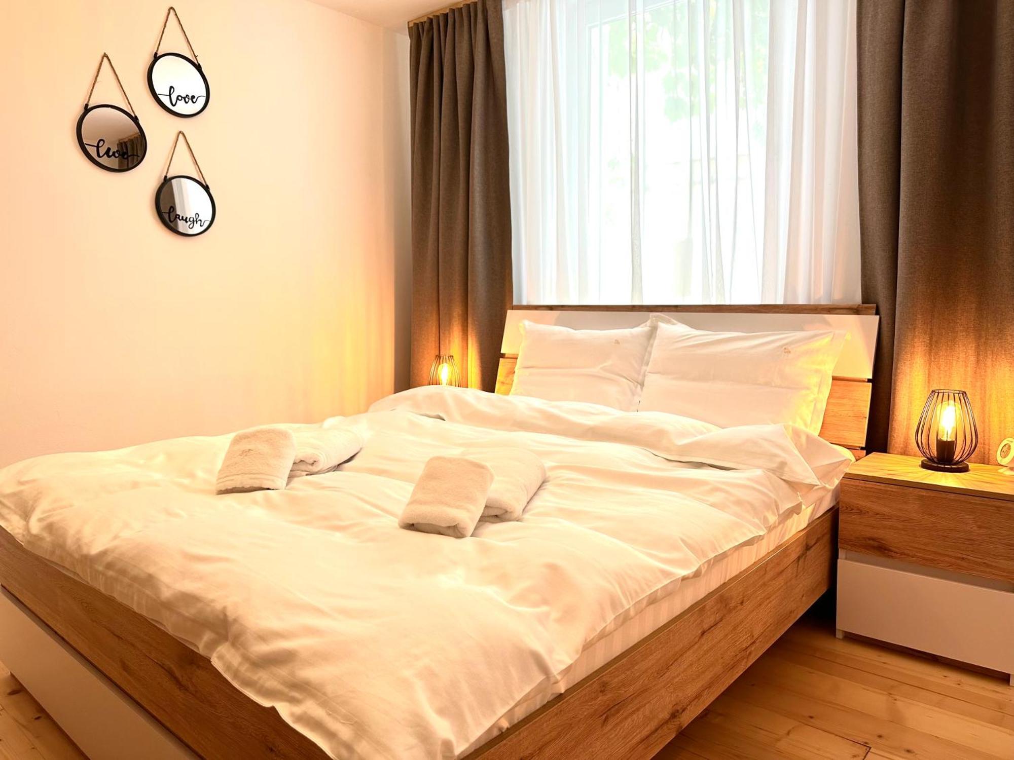 Ferienwohnung 4FriendscentruBrașov Exterior foto